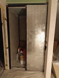 سازه فلزی درب ریلی POCKET DOOR | استراچر به همراه فریم درب ریلی مخفی کد 202
